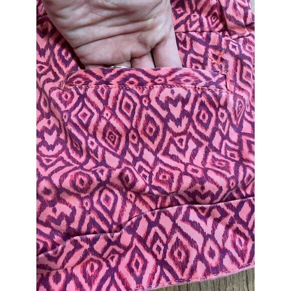 American Eagle Outfitters High Waist Pink Geometric Shorts - Picture 7 of 9